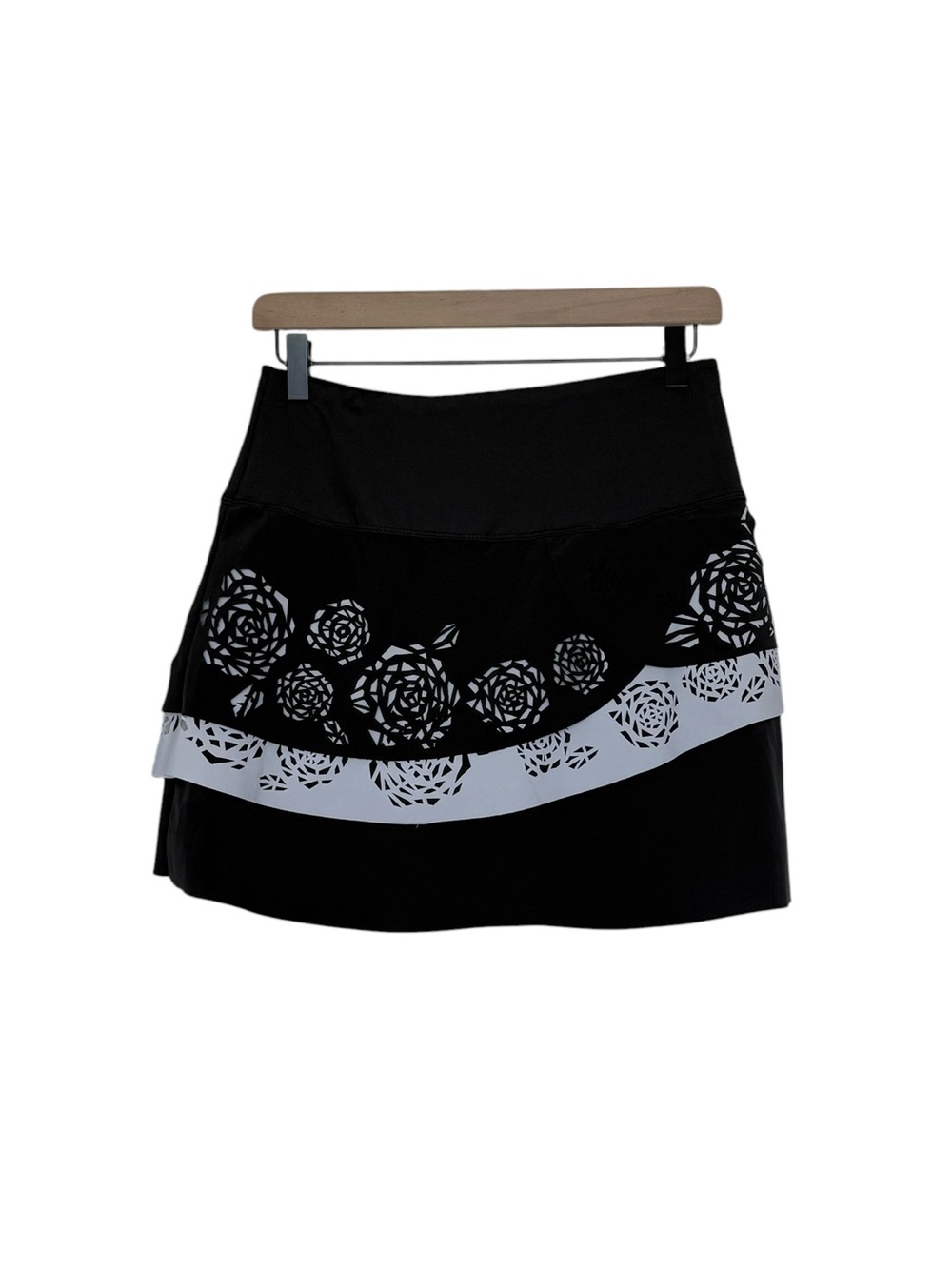 Lucky In Love Laser Cut Floral Layered Black White Skort XS Tennis Pickleball
